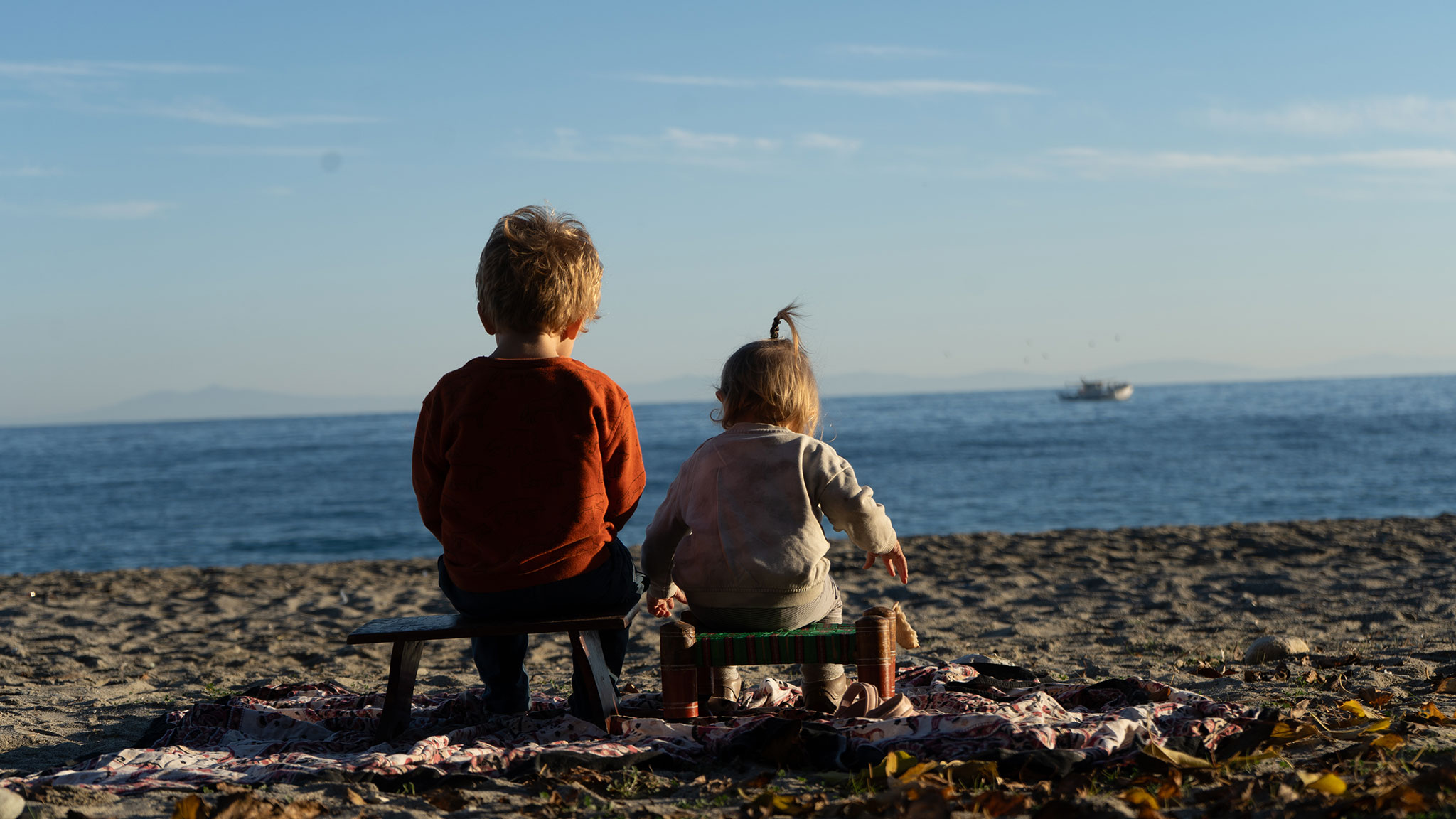 Un van, deux enfants, zéro routine